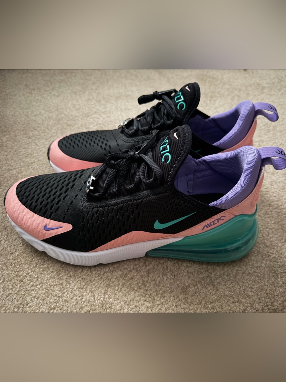 Nike Air Max 270